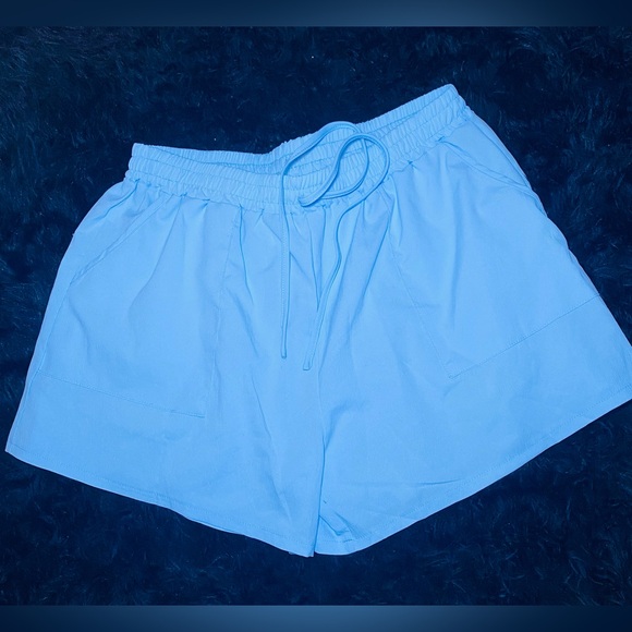Women’s Light‎ Blue Plus Size Summer Shorts Size XXL - Picture 1 of 4